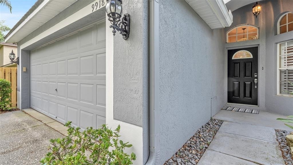 9918 Hartwell Bridge Circle - Photo 1