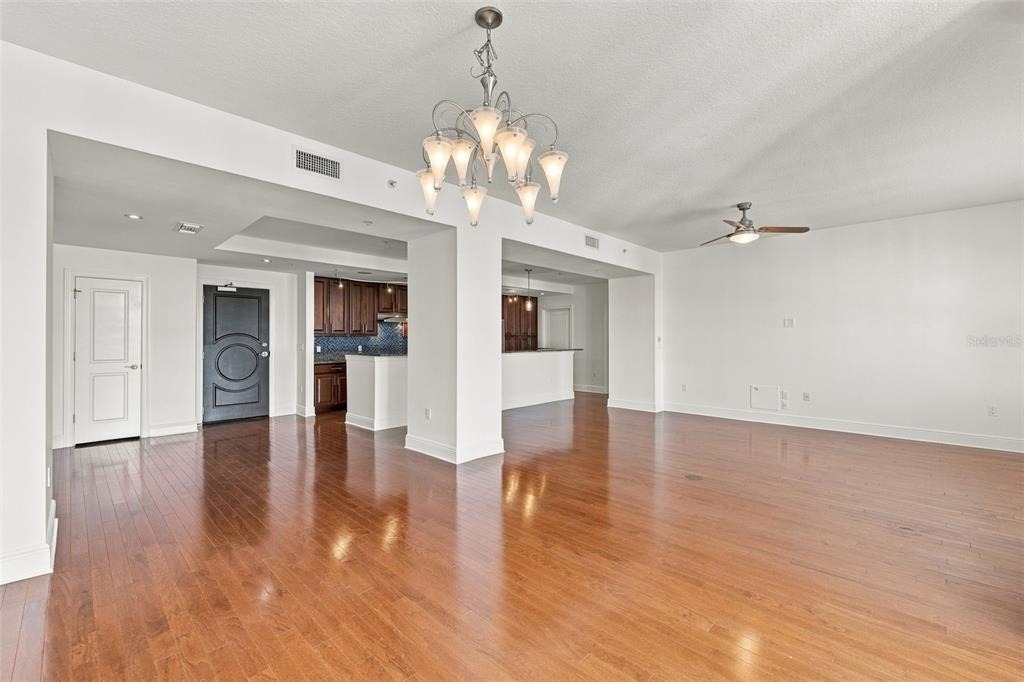 1227 E Madison Street - Photo 8