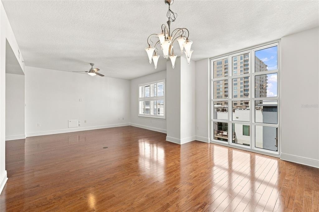 1227 E Madison Street - Photo 5