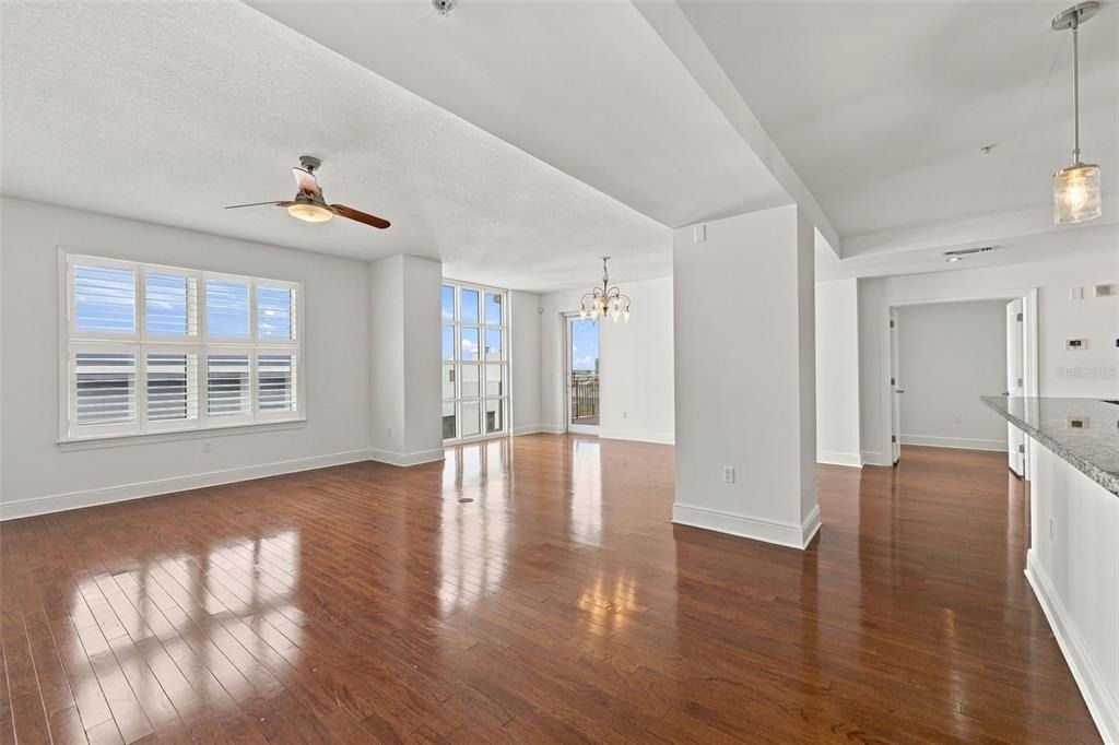 1227 E Madison Street - Photo 4