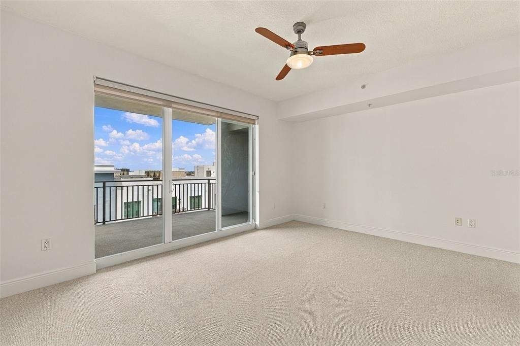 1227 E Madison Street - Photo 21