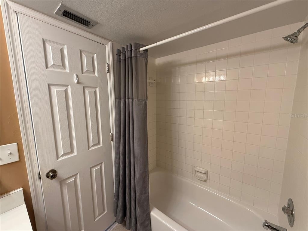 208 Cypress Court - Photo 19