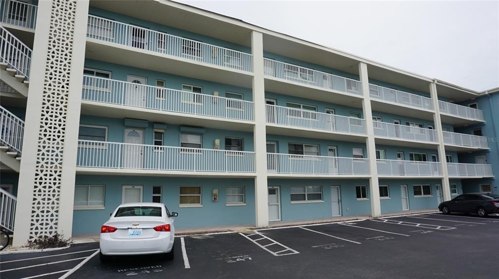 300 64th Avenue - Photo 9