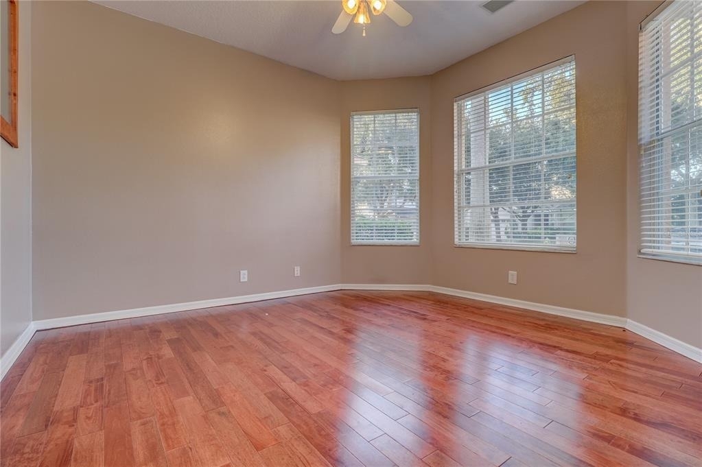 10215 Evergreen Hill Drive - Photo 4