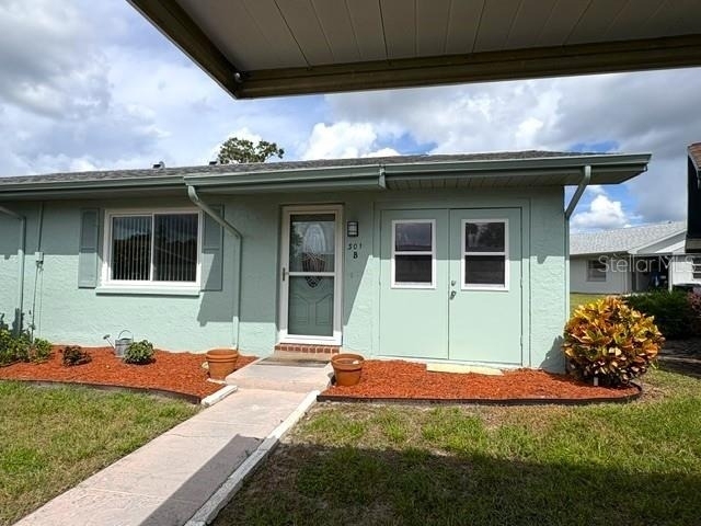 301 Friar Court - Photo 0