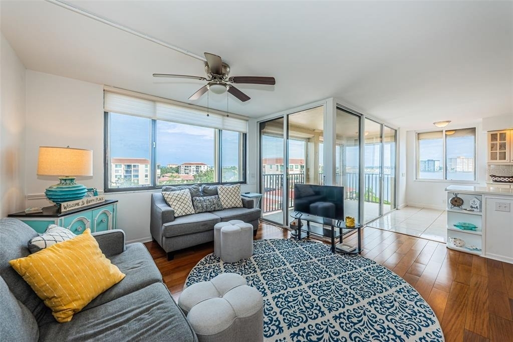 6322 Palma Del Mar Boulevard S - Photo 9