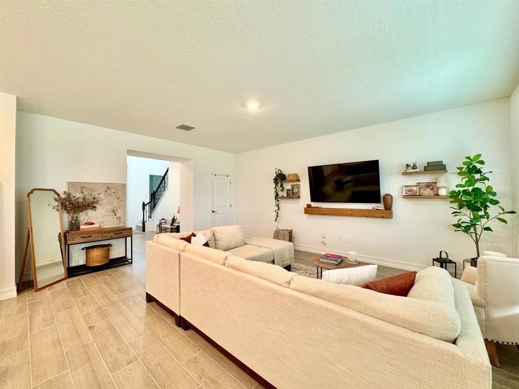 10145 Eaglecreek Loop - Photo 8
