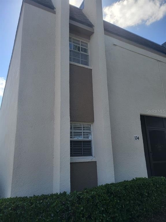 711 Russell Lane - Photo 0