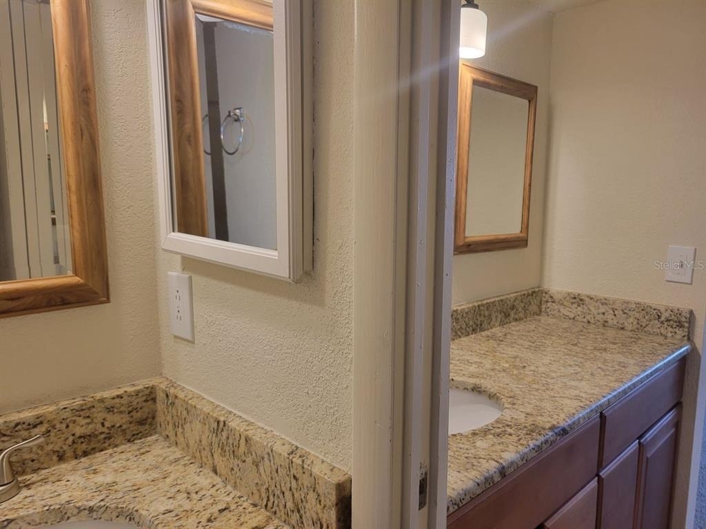 711 Russell Lane - Photo 15