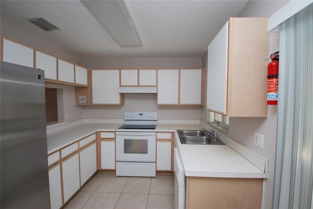 2027 Fluorshire Drive - Photo 5