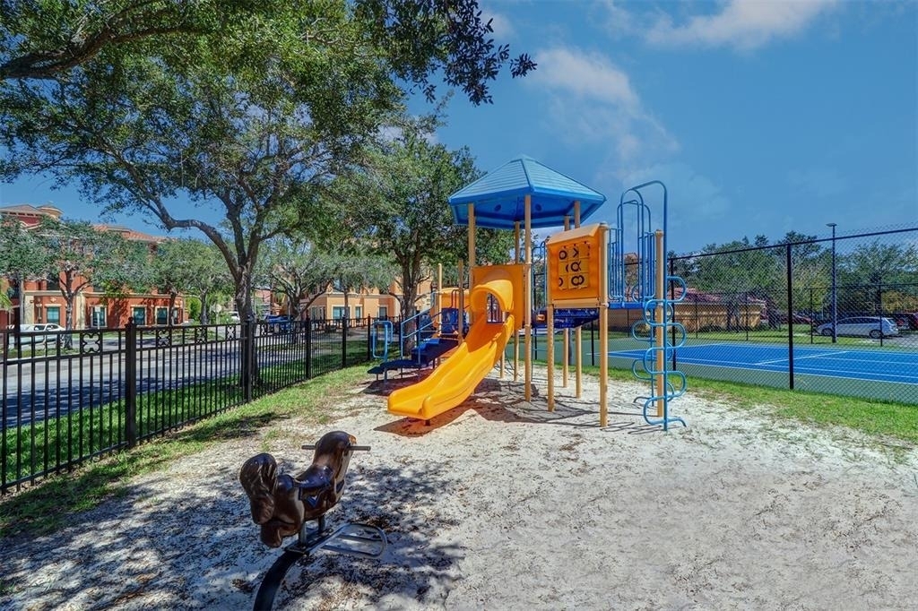 2747 Via Capri - Photo 34