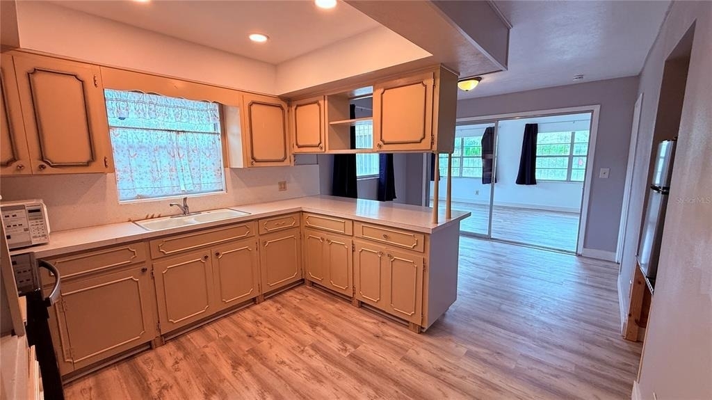 548 Martin Luther King Boulevard Ne - Photo 12