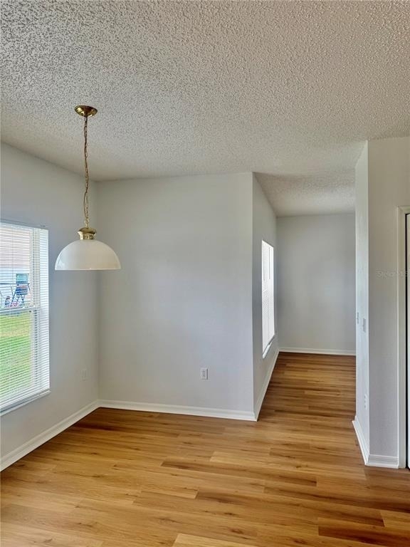 727 James Court - Photo 13
