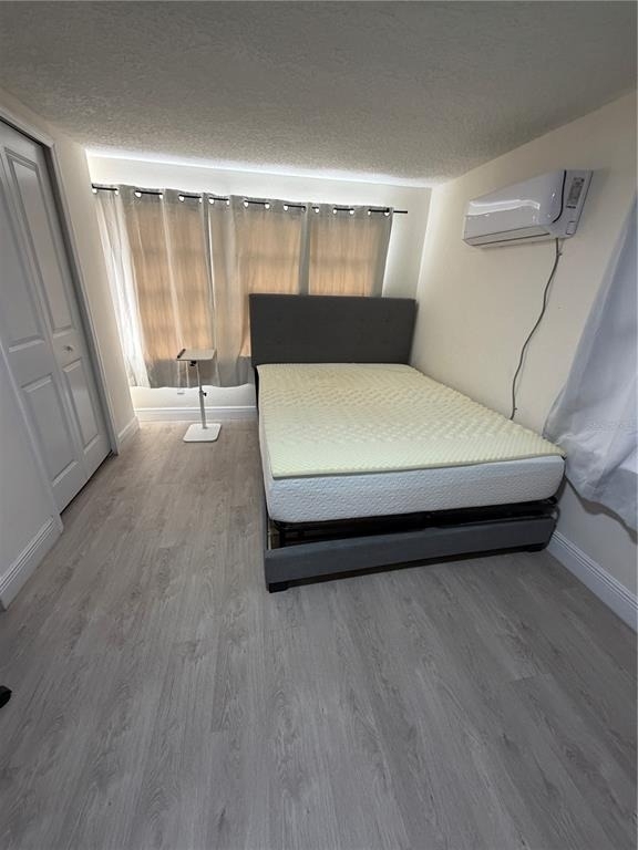 1711 37th Street - Photo 3