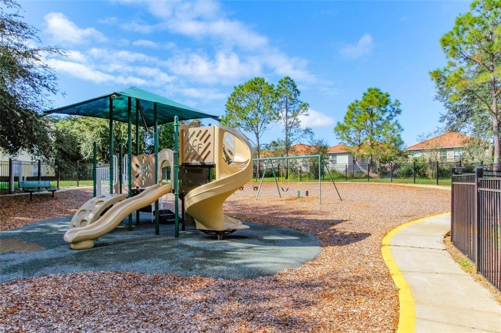 8927 Legacy Court - Photo 27