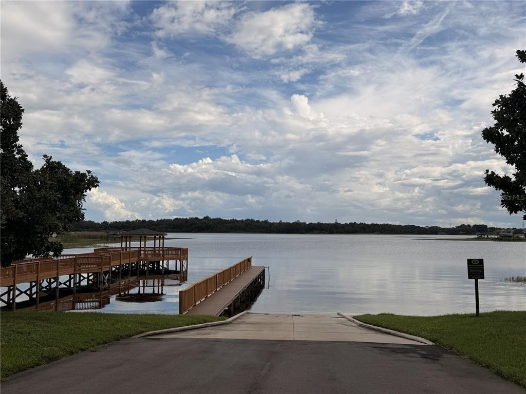 17316 Chateau Pine Way - Photo 10