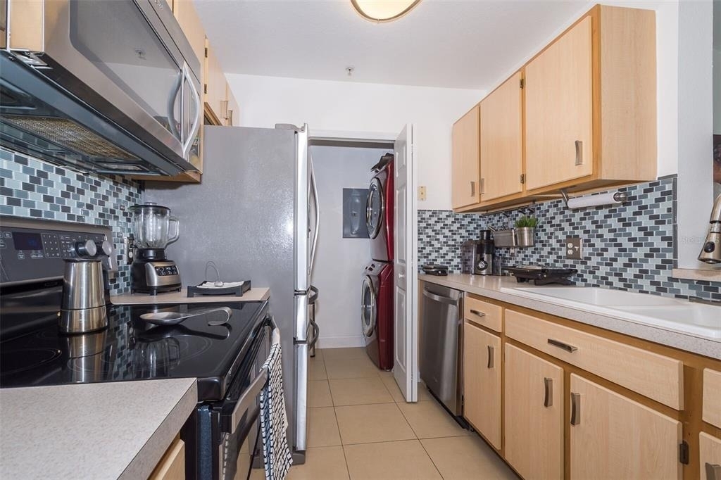 6506 Swissco Drive - Photo 7