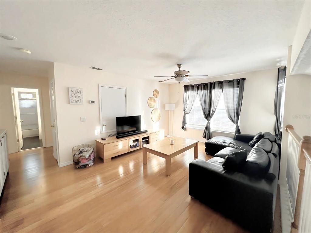 614 Nadina Place - Photo 14