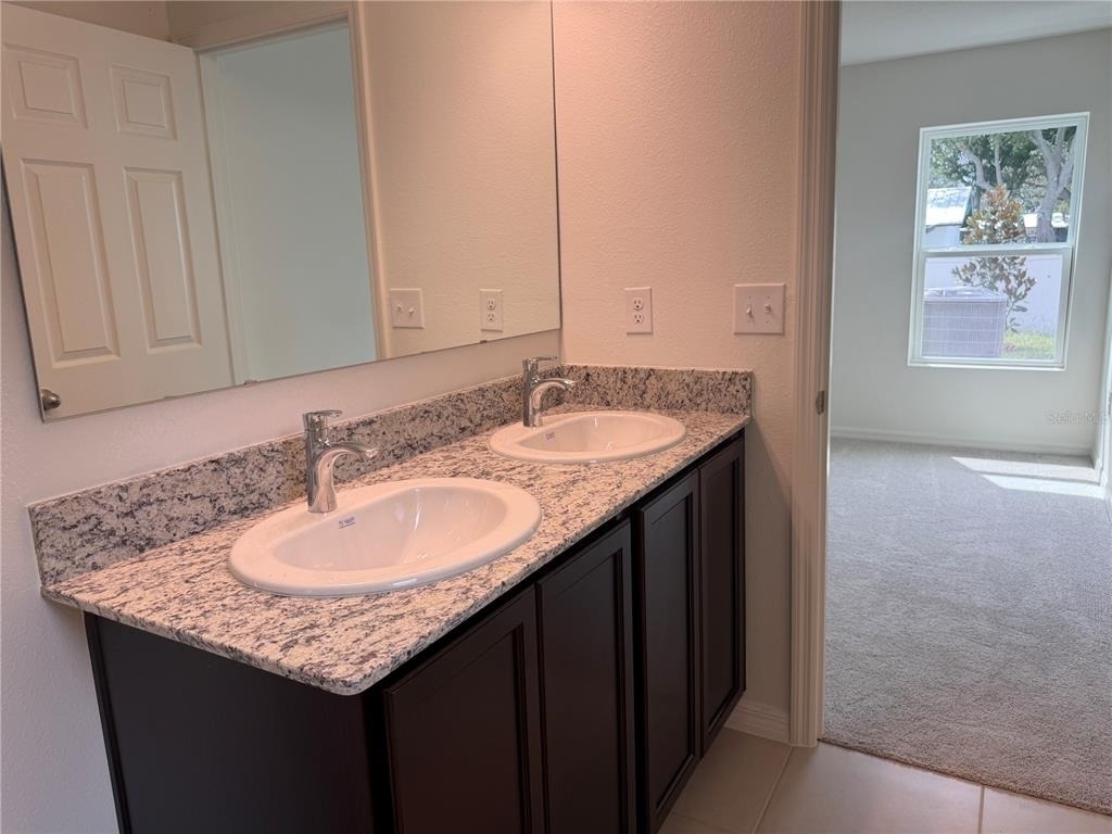 1629 Kayla Circle - Photo 10