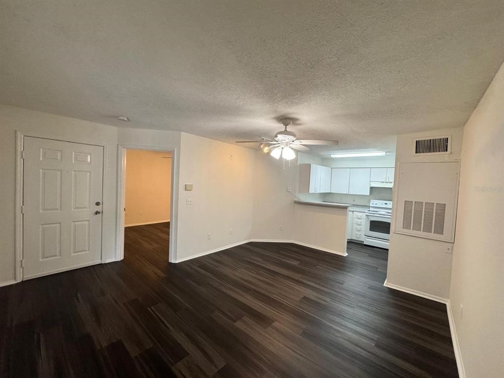 5136 Park Central Drive - Photo 3