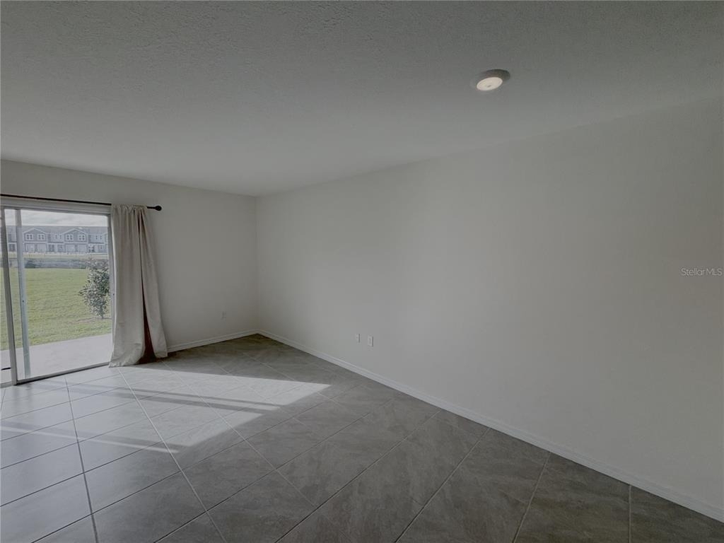 8243 Sw 67th Avenue - Photo 4