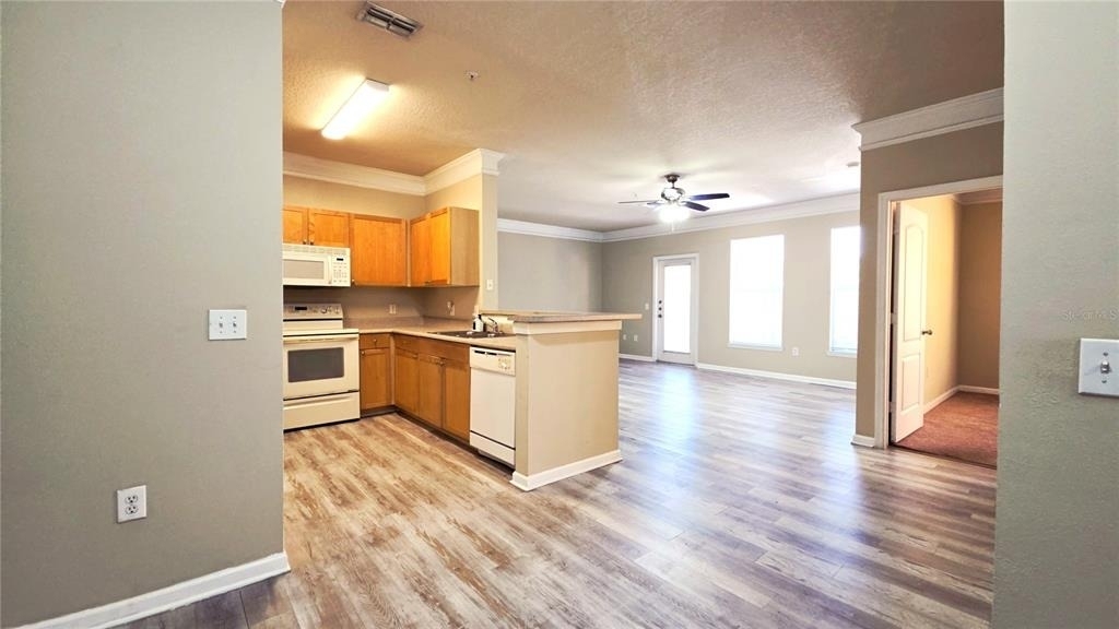 8848 Villa View Circle - Photo 2