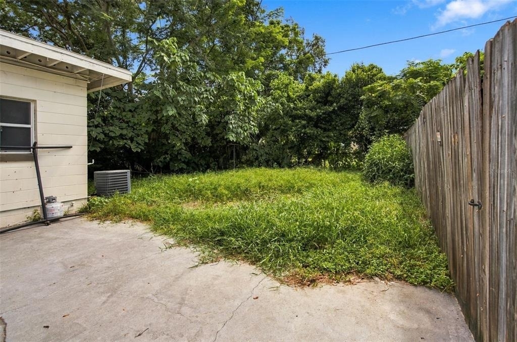 70 Griggs Avenue - Photo 18