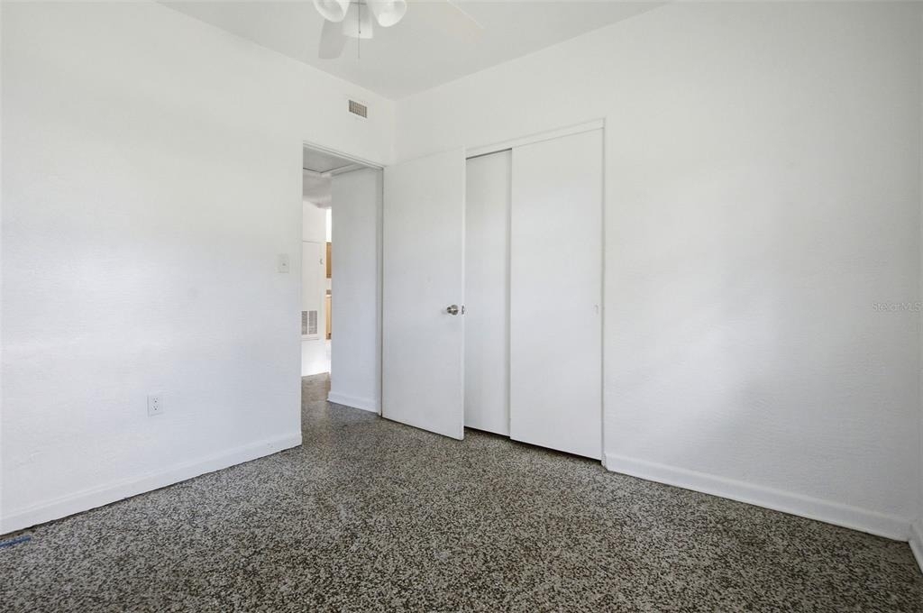 70 Griggs Avenue - Photo 10