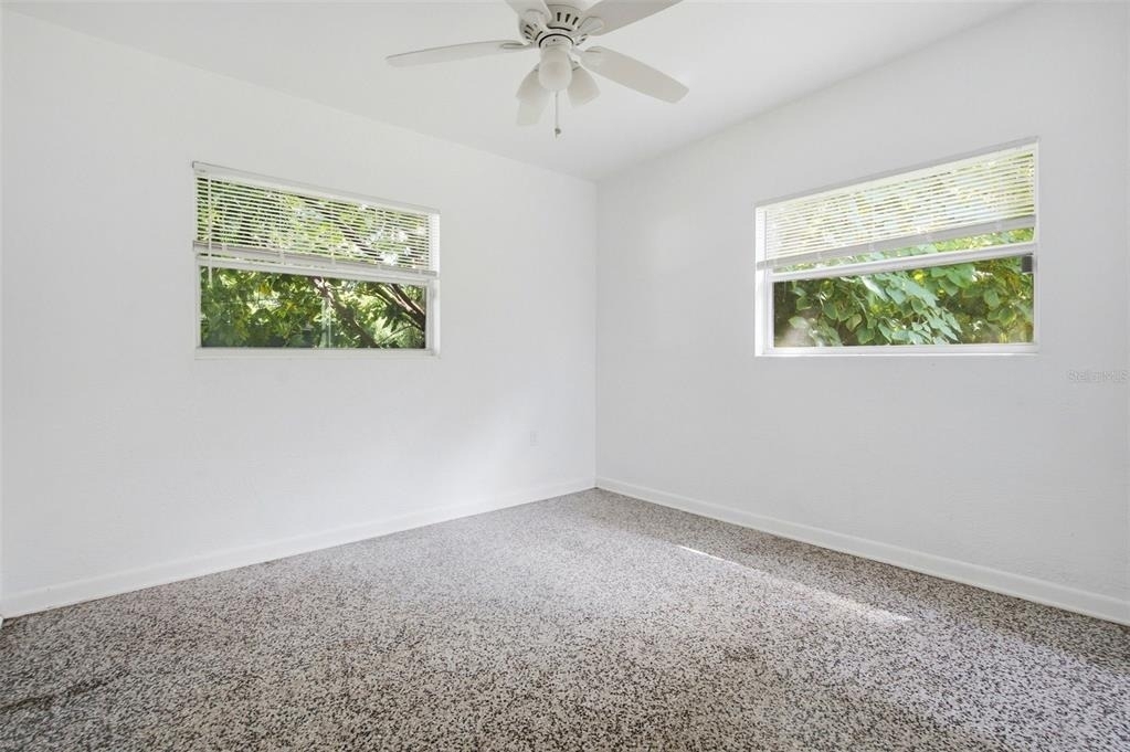 70 Griggs Avenue - Photo 14