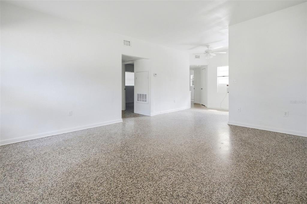 70 Griggs Avenue - Photo 1