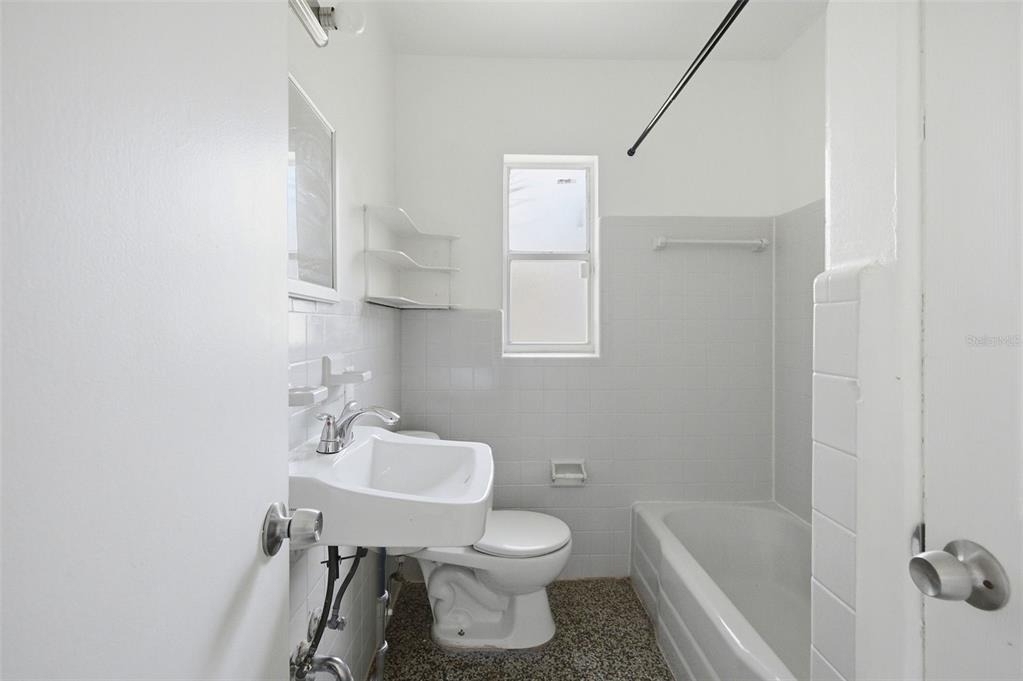 70 Griggs Avenue - Photo 11