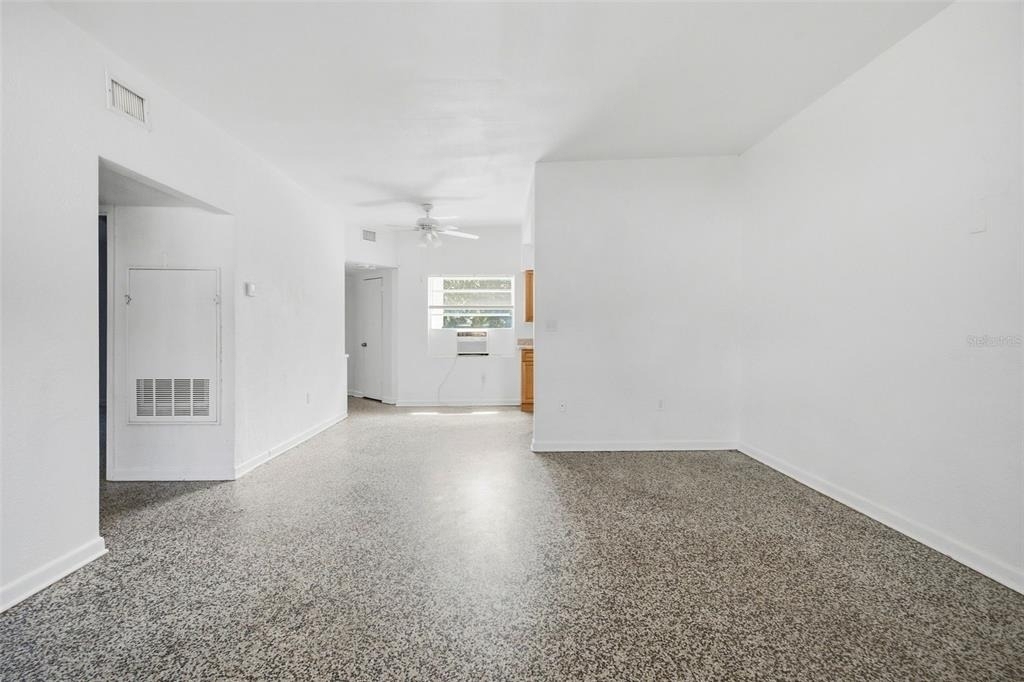 70 Griggs Avenue - Photo 2
