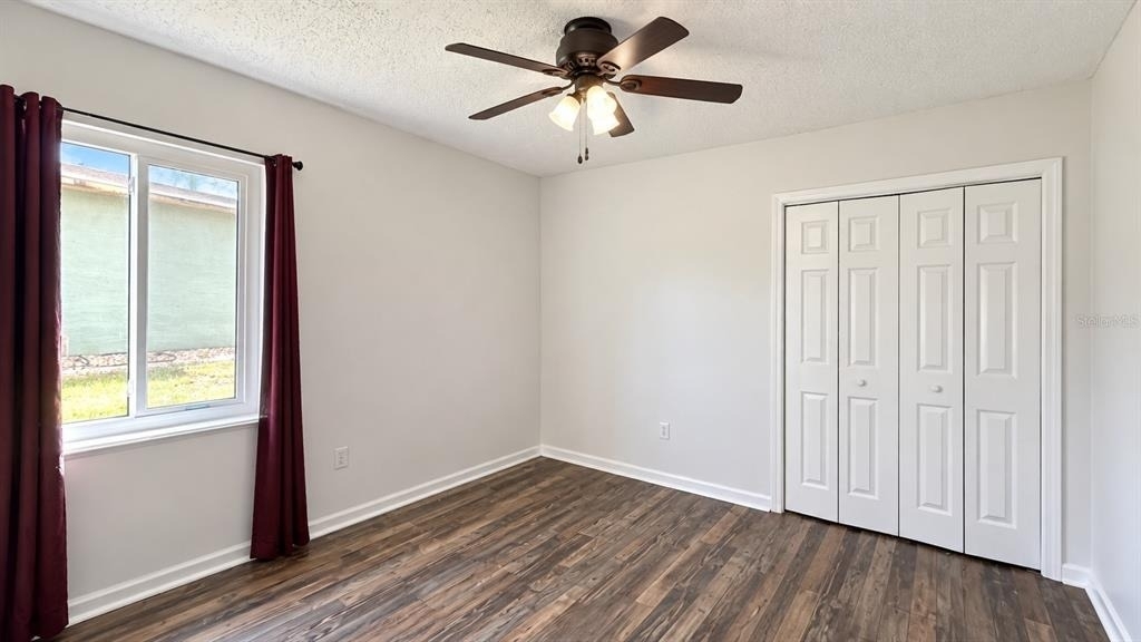 1371 Tartan Avenue - Photo 7