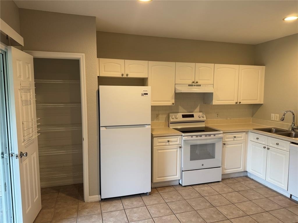 4149 Plantation Cove Drive - Photo 16