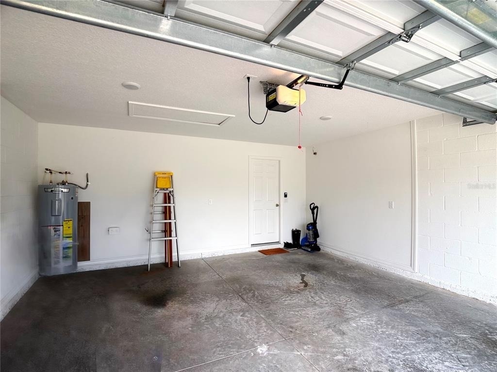 2437 Oakwood Lane - Photo 18