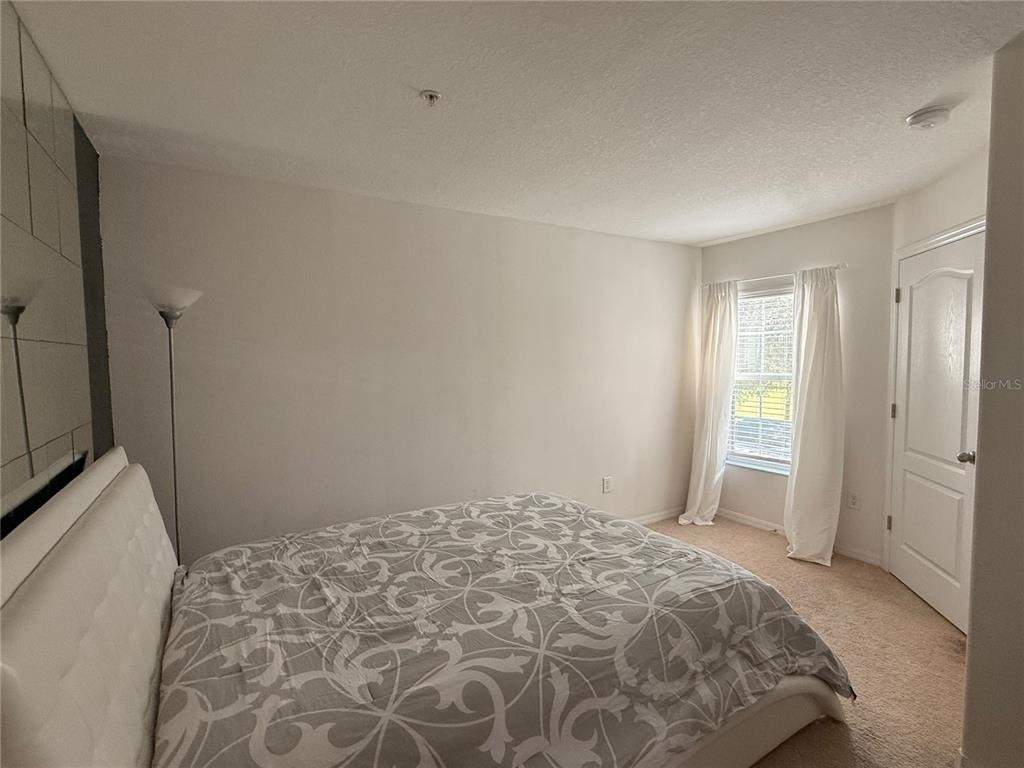 1057 Priory Circle - Photo 23
