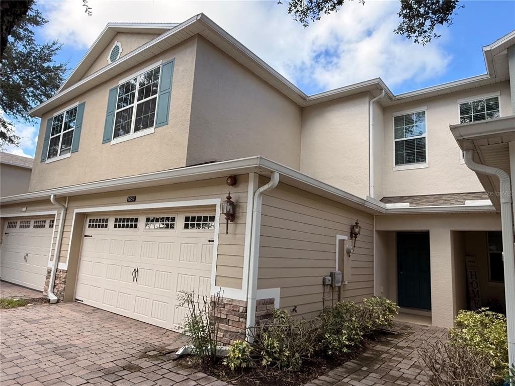1057 Priory Circle - Photo 2