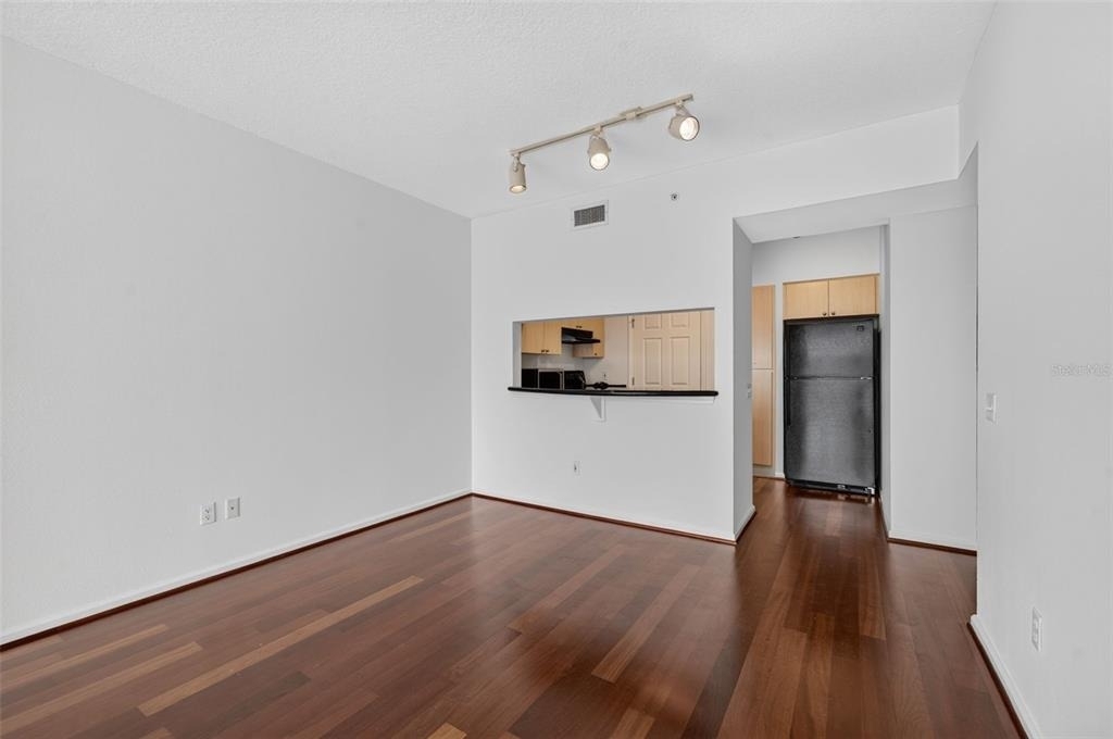 322 E Central Boulevard - Photo 12