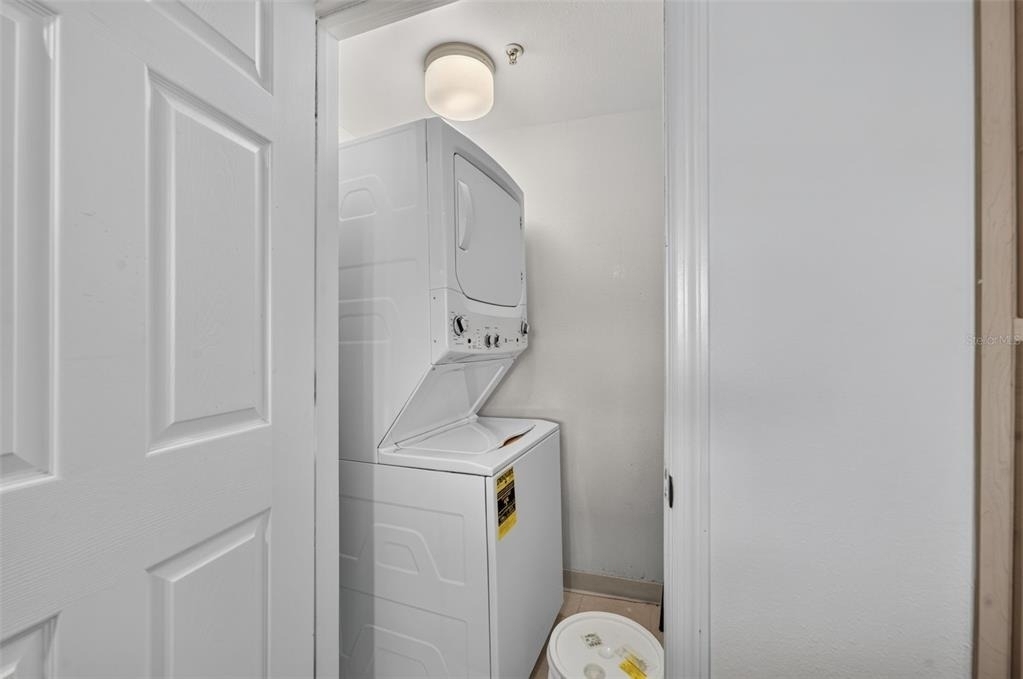 322 E Central Boulevard - Photo 16