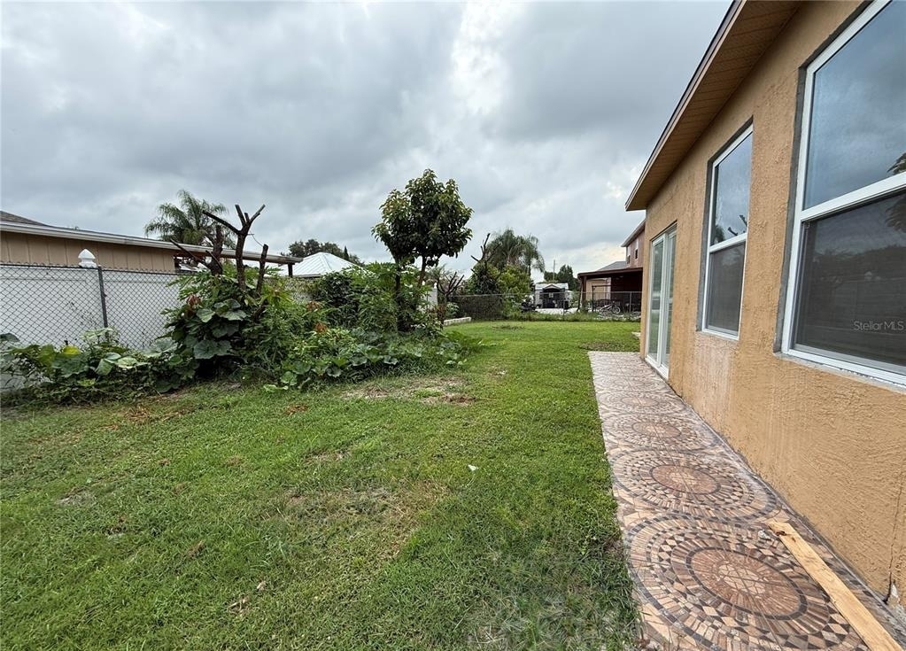 677 Elbridge Drive - Photo 28