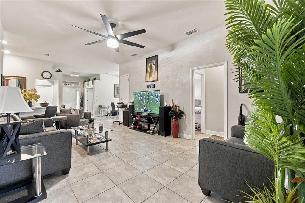 796 Meadow Pointe Drive - Photo 9