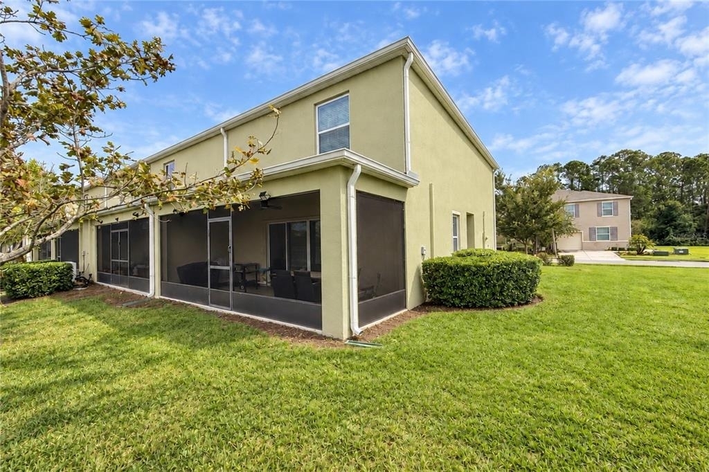 424 Arbor Lakes - Photo 2