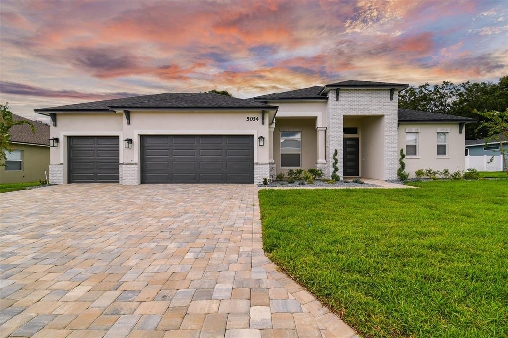 5054 Siesta Place - Photo 0