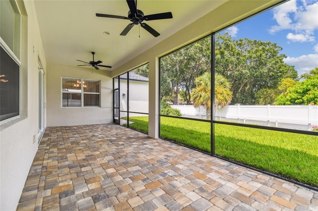 5054 Siesta Place - Photo 33