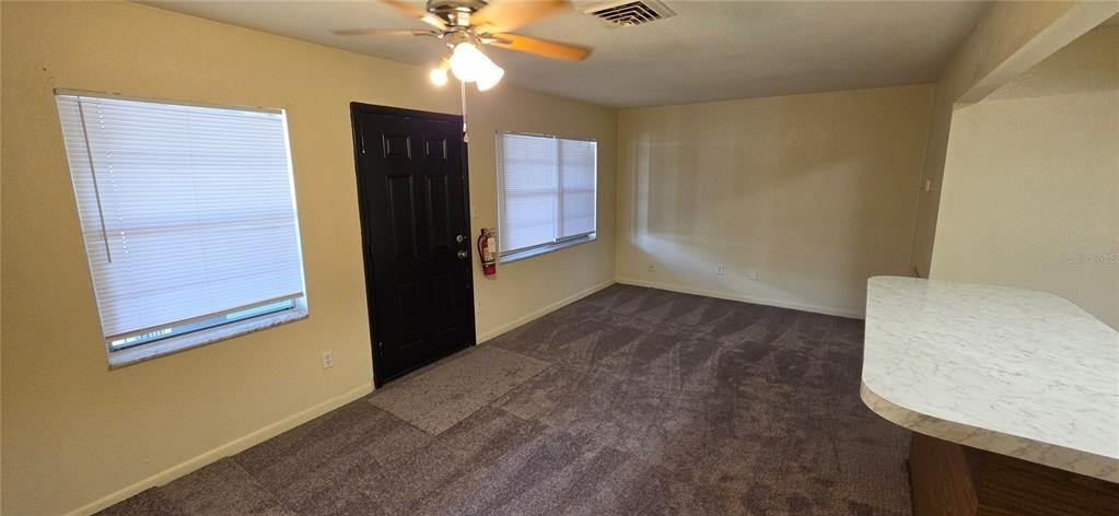 131 Avenue B Ne - Photo 2