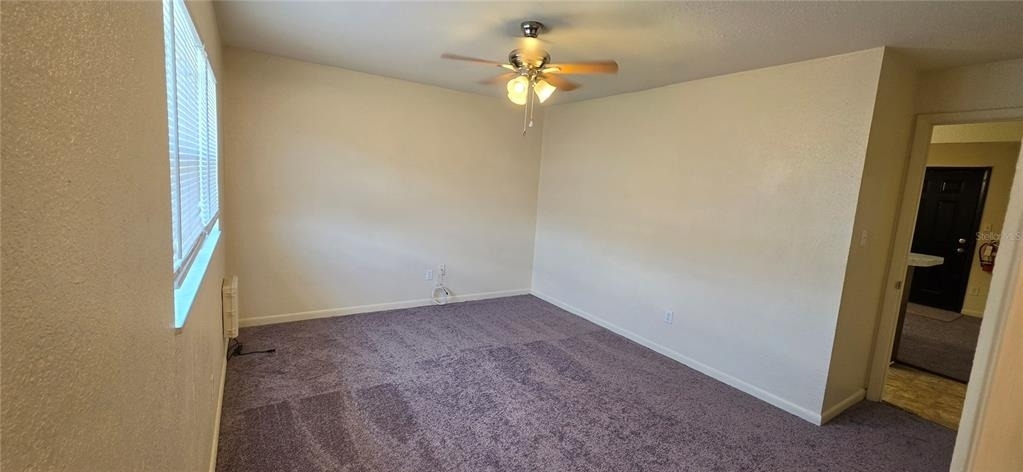 131 Avenue B Ne - Photo 4