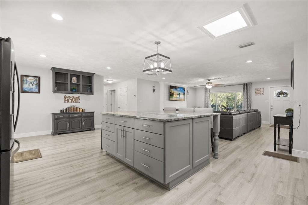 1210 E Caroline Street - Photo 16