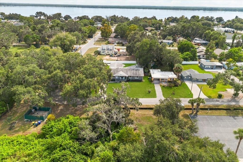 1210 E Caroline Street - Photo 40
