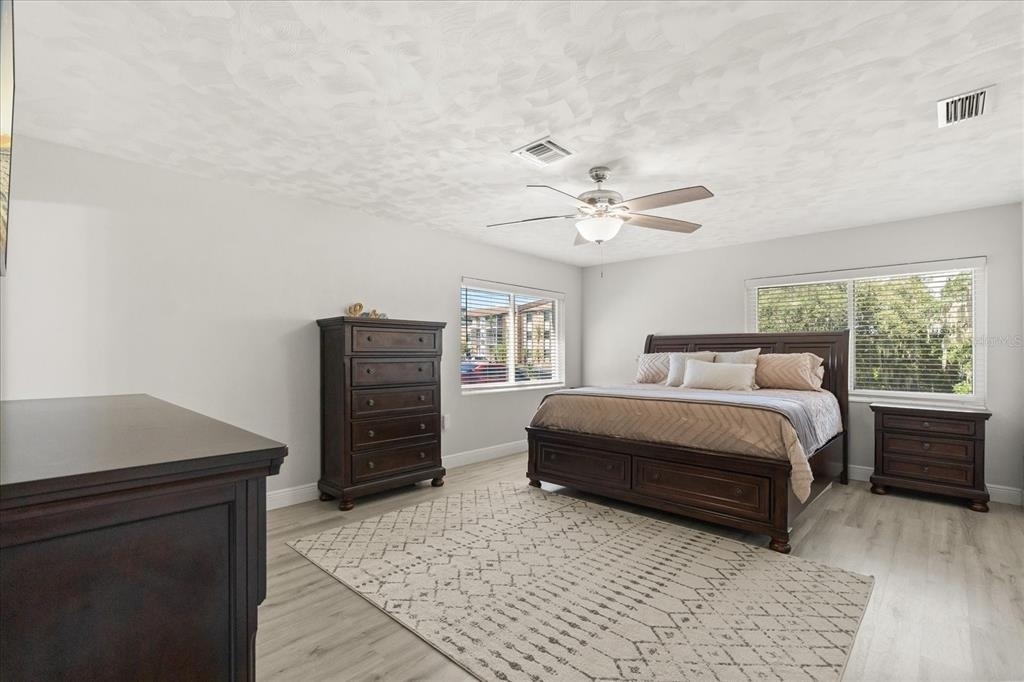 1210 E Caroline Street - Photo 24