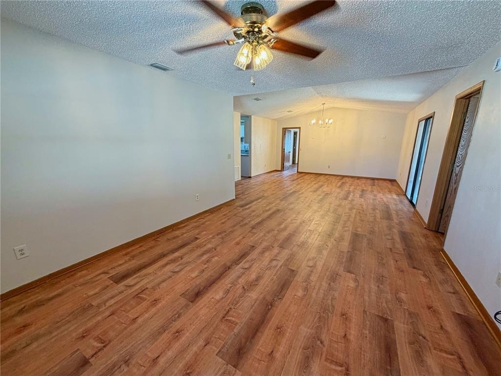 58 Westmoreland Drive - Photo 2